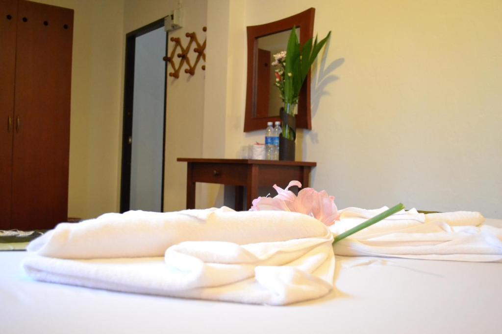 Wandee Bed & Breakfast Khao Lak Quarto foto