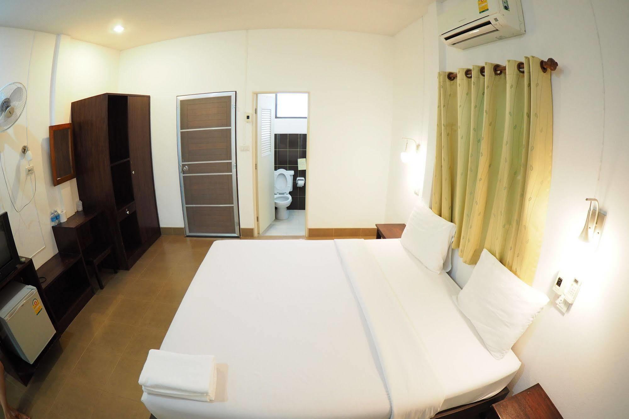 Wandee Bed & Breakfast Khao Lak Exterior foto